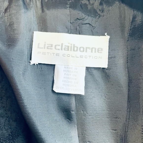 Liz Claiborne Vintage Black Collarless Blazer Jacket with Embroidery - Size 10P - Picture 8 of 11